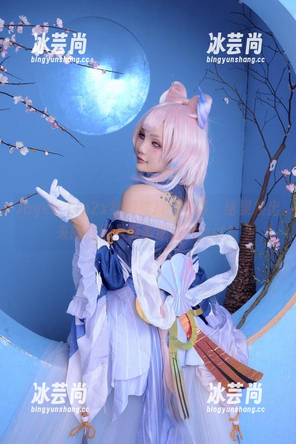 Joyce Lin2x给烟绯换个衣服，结果换出来的我们只能拿眼睛feast！